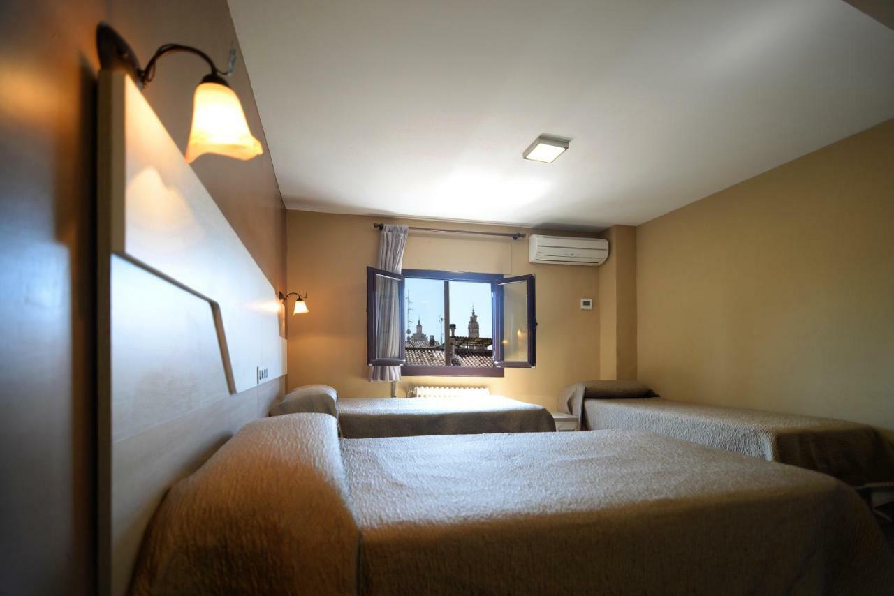 Hostal Palacete De Los Arcedianos Tarazona Exteriér fotografie