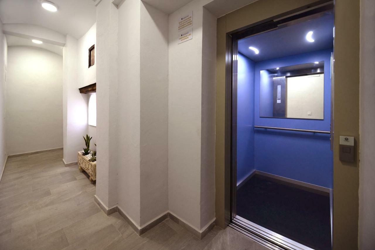 Hostal Palacete De Los Arcedianos Tarazona Exteriér fotografie
